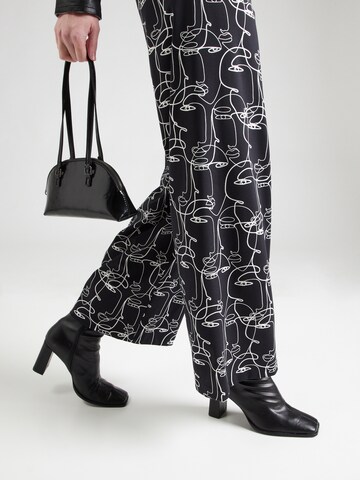 MAC - Pierna ancha Pantalón 'FAYE' en negro