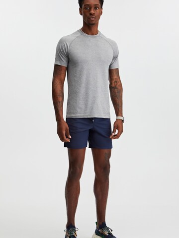 Fabletics Performance shirt 'The Training Day' in Grey