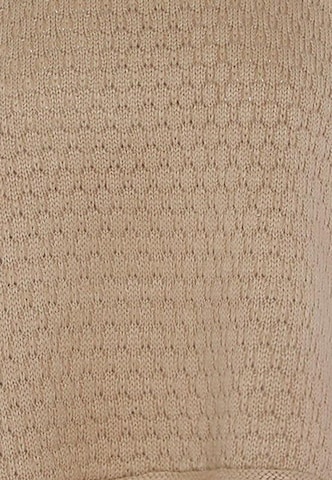 ebeeza Sweater in White