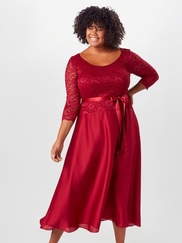 SWING Curve Cocktail dress in Red: front