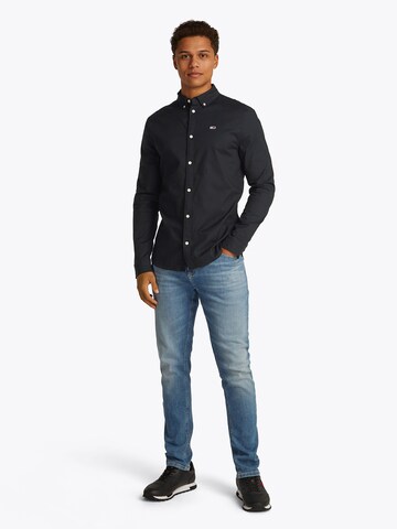 Tommy JeansSlim Fit Košulja - crna boja