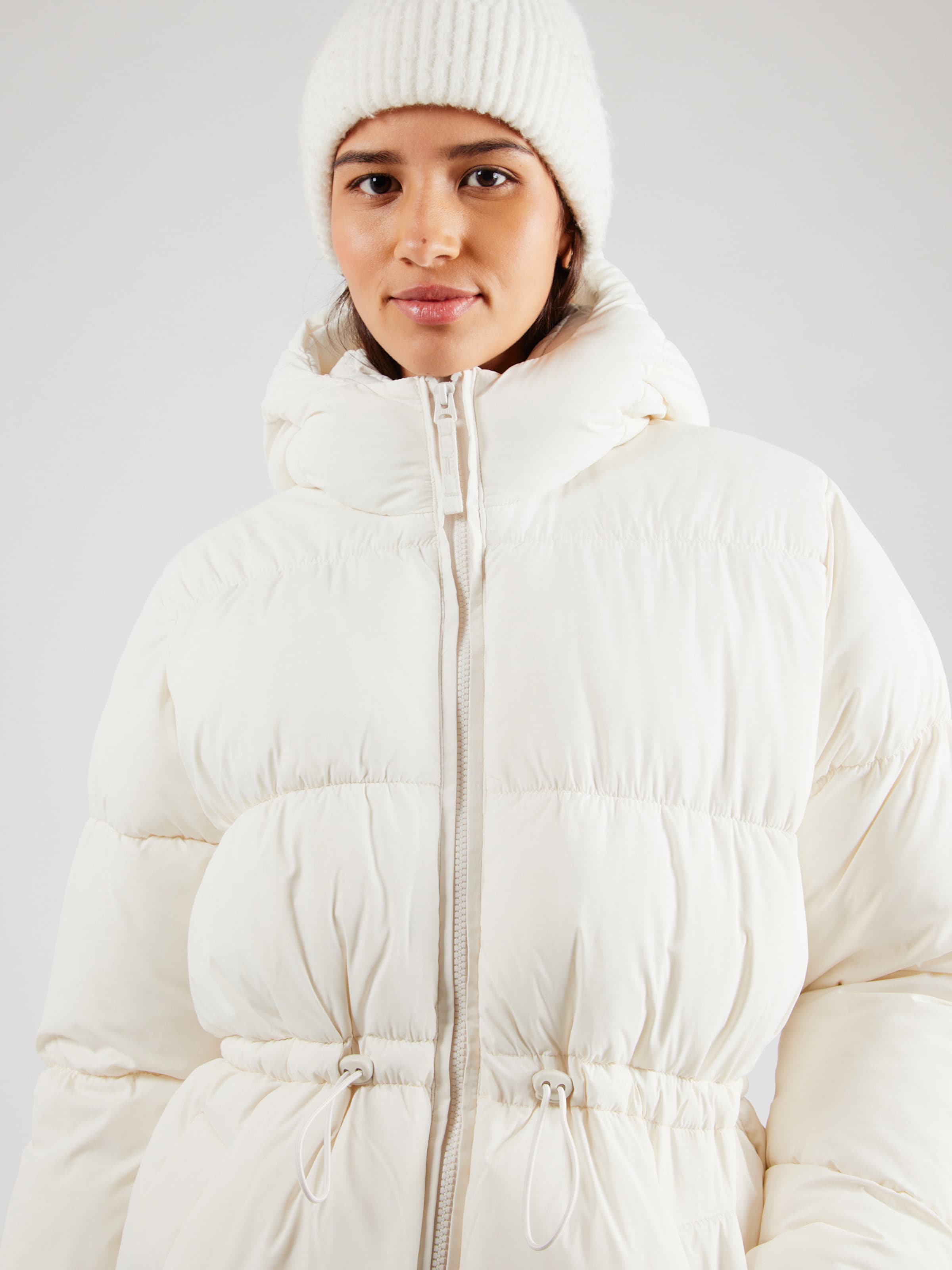 Hollister white puffer jacket sales
