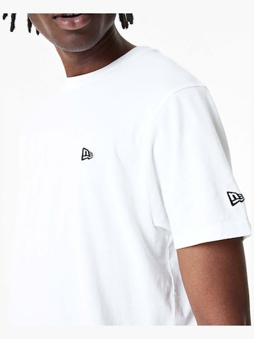 NEW ERA Shirt 'New Era Essential' in Wit