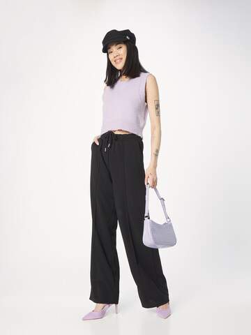 VILA Wide leg Trousers with creases 'Milly' in Black