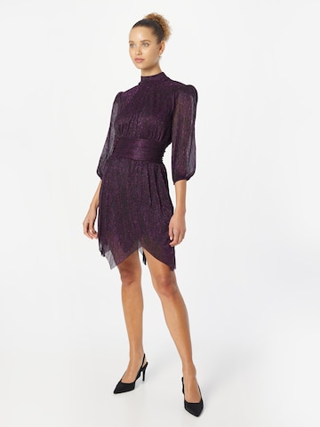 purpurinė Trendyol Suknelė: priekis