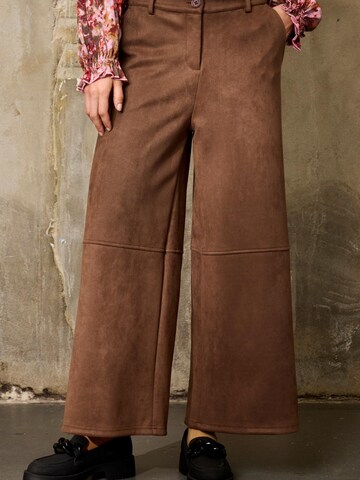 ze-ze Wide leg Broek 'Carlota 057' in Bruin