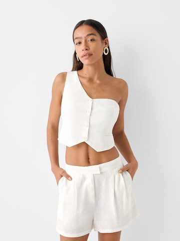 Regular Pantalon à pince Bershka en blanc