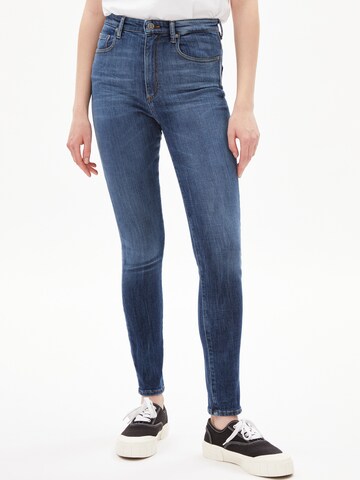 ARMEDANGELS Skinny Jeans 'Inga' i blå: forside