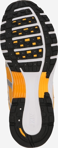 Baskets basses 'P-6000' Nike Sportswear en orange