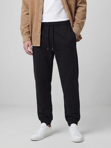 Antargo Regular Pants 'Jogginghose' in Black: front