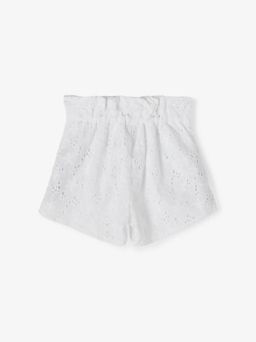 NAME IT Regular Shorts 'FANNE' in Weiß