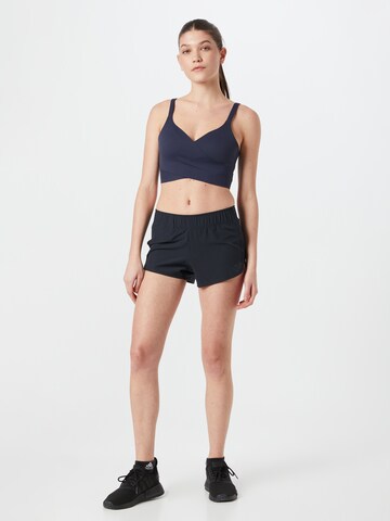 ROXY Regular Sportshorts 'MOVE FREE' in Grau