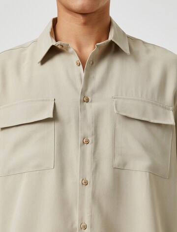 Koton Comfort Fit Hemd in Braun