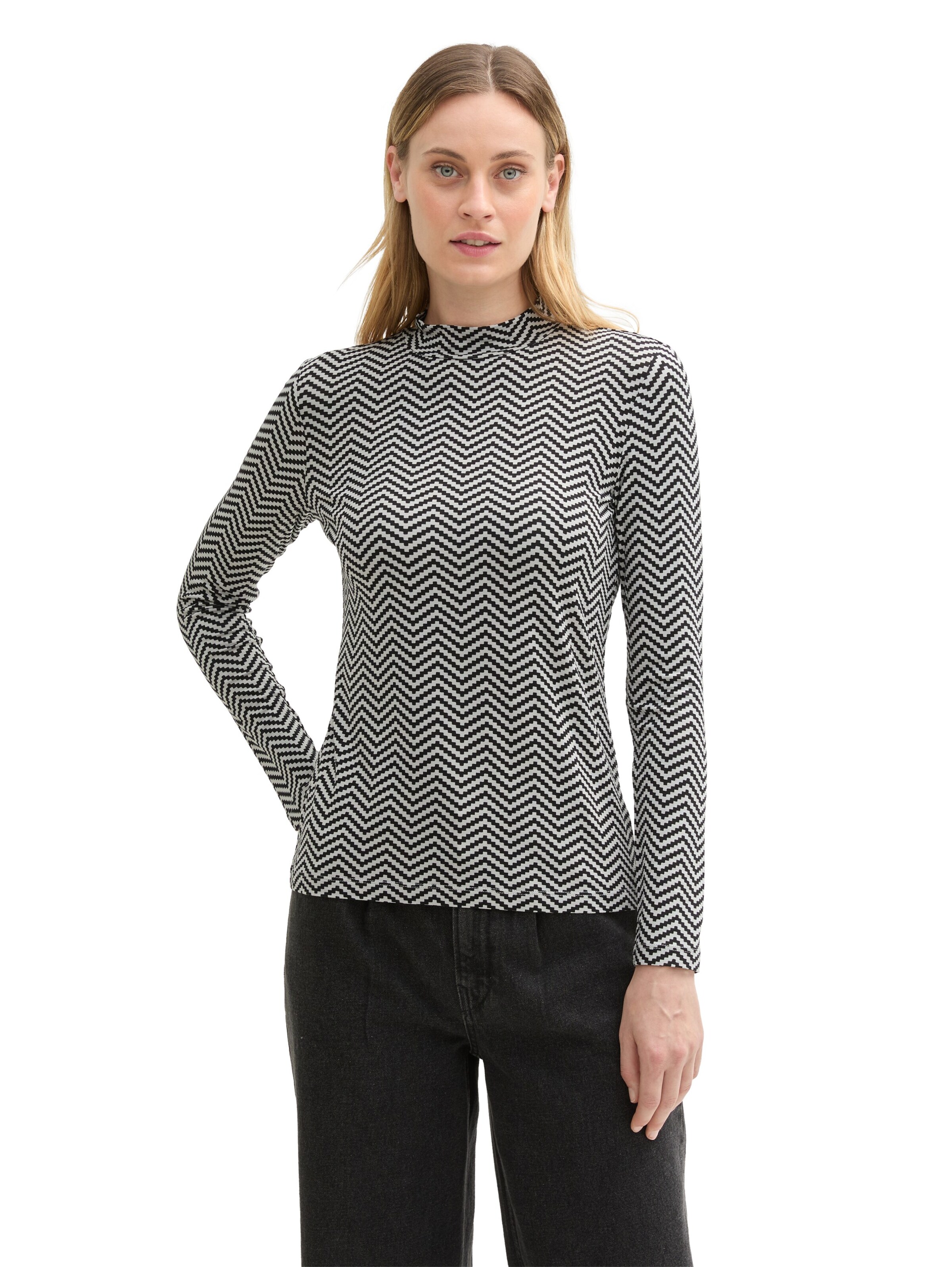 Tricou de la TOM TAILOR pe negru: față