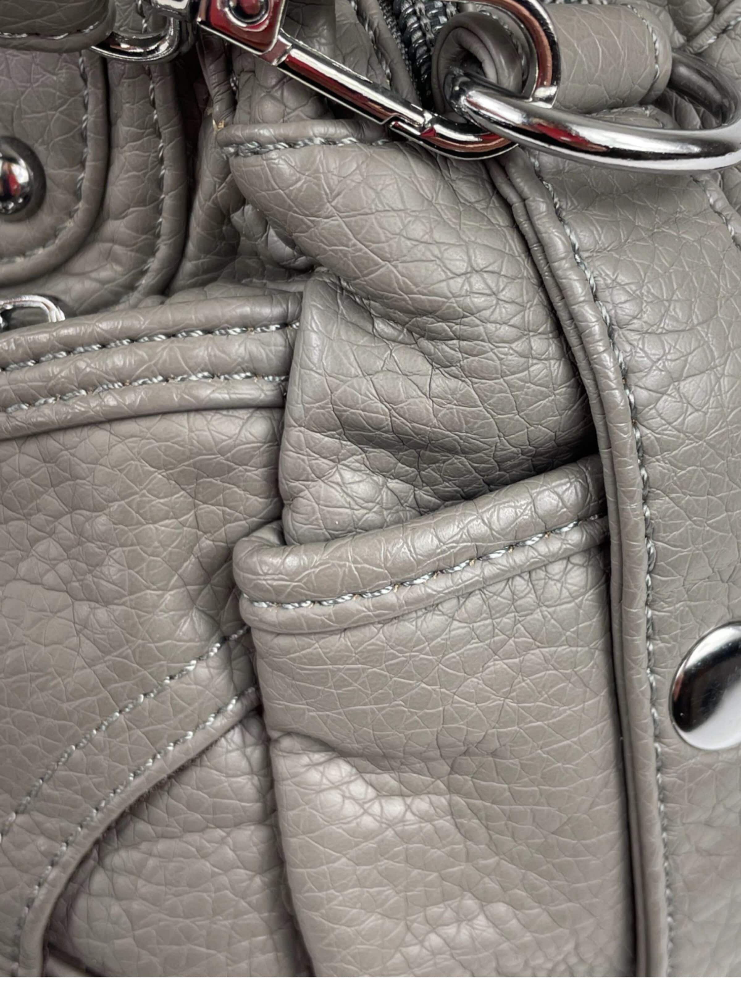 Borsa a mano di Kumixi in grigio