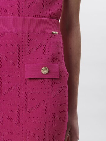 Gonna di Influencer in rosa