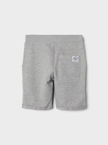 Regular Pantalon 'Vermo' NAME IT en gris