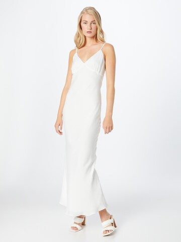 Robe de soirée Nasty Gal en blanc : devant