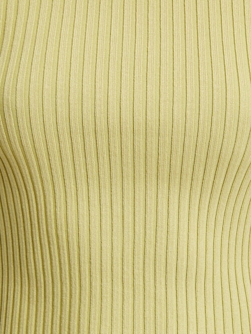 Bershka Pulover | rumena barva