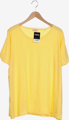 TRIANGLE Top & Shirt in 6XL in Yellow: front