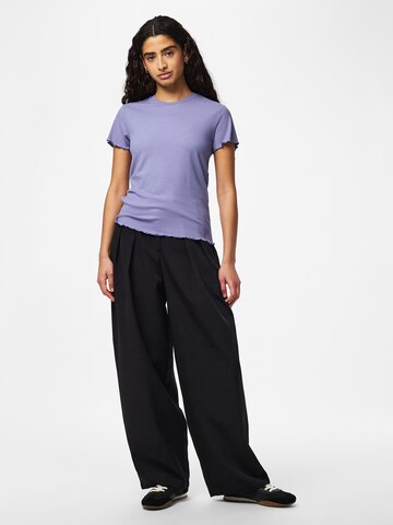 PIECES T-Shirt 'PCNICCA' in Lila