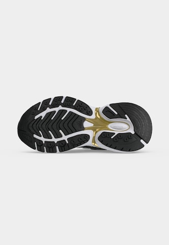 Sneaker bassa 'Adistar Cushion Xlg 2.0' di ADIDAS ORIGINALS in bianco