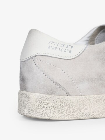 Baskets basses 'Henry' Scalpers en gris