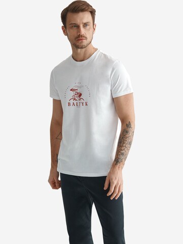 TATUUM Shirt 'MIKIN 23' in White: front