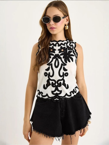 Camicia da donna di Bianco Lucci in bianco