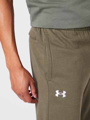 UNDER ARMOUR Tapered Workout Pants in Green