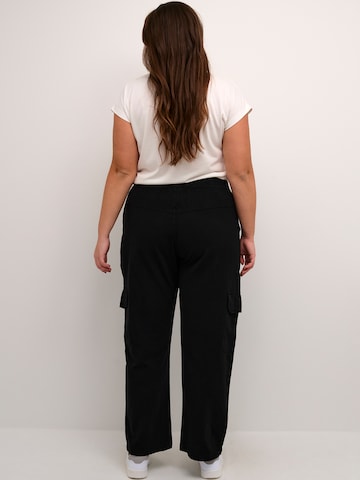 juoda KAFFE CURVE Standartinis Laisvo stiliaus kelnės 'Nana'