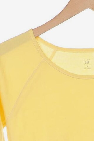 GAP Top & Shirt in S in Yellow