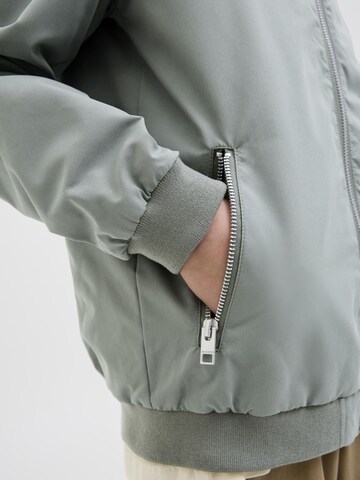 Giacca di mezza stagione 'JJERush' di Jack & Jones Junior in verde