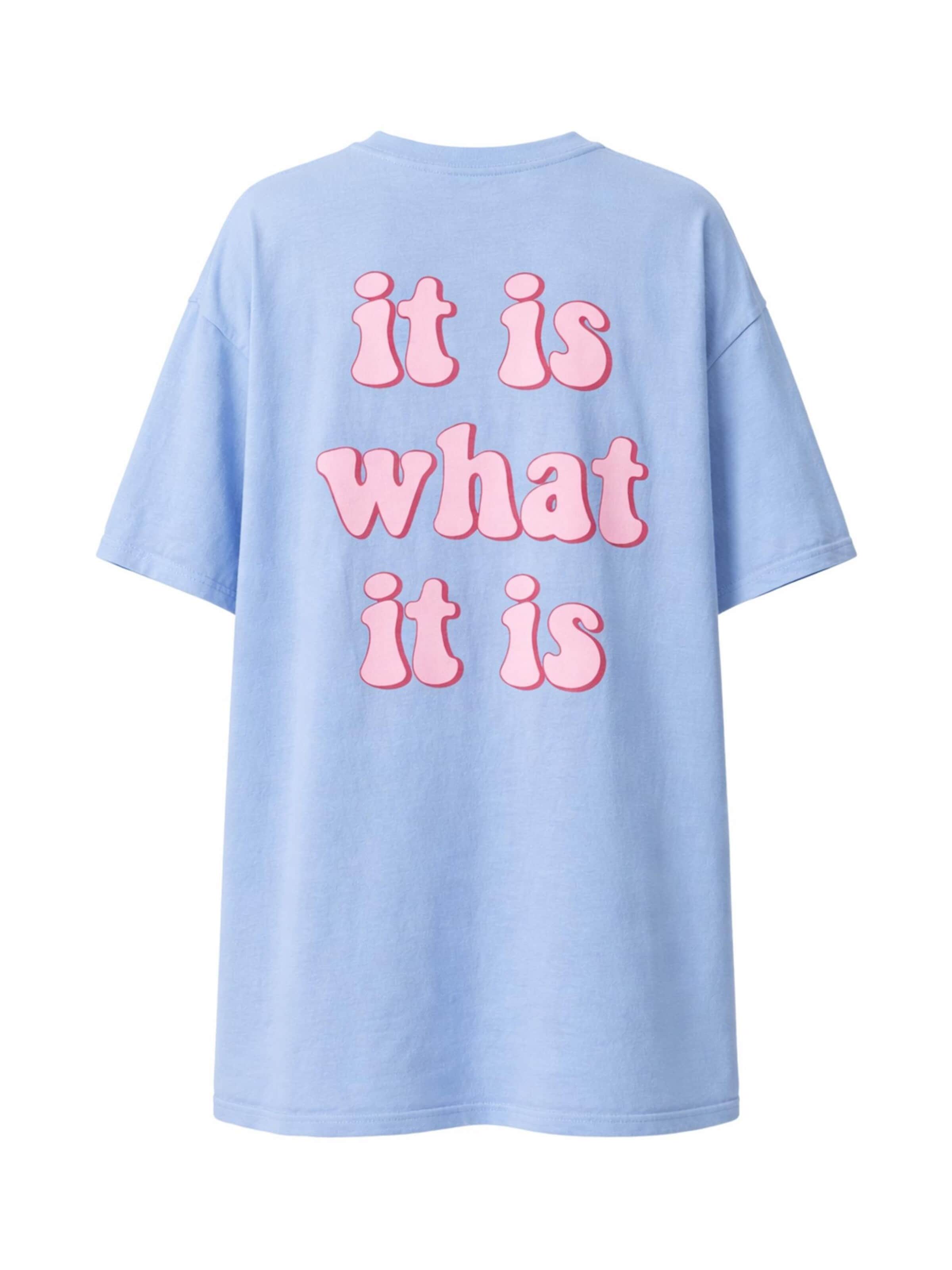 Worldclassca Oversizeshirt 'Oversized T-Shirt "It is What it is"'‌‌‌‌‌ in Blau: Vorderseite