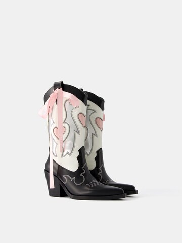 Bershka Cowboylaarzen in Zwart