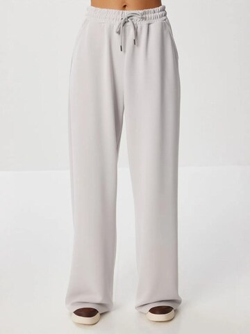 Happiness İstanbul Wide leg Sportbroek 'Jogginghose' in Grijs