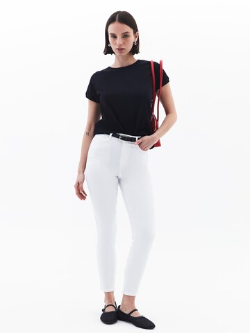 Skinny Jean OXXO en blanc