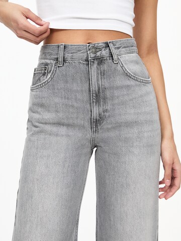 Loosefit Jean Pull&Bear en gris