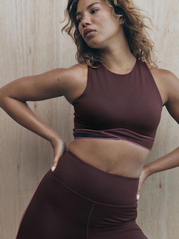 Bustino Reggiseno sportivo di self. in marrone: frontale