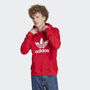 ADIDAS ORIGINALS Collegepaita 'Adicolor Classics Trefoil' värissä punainen: edessä