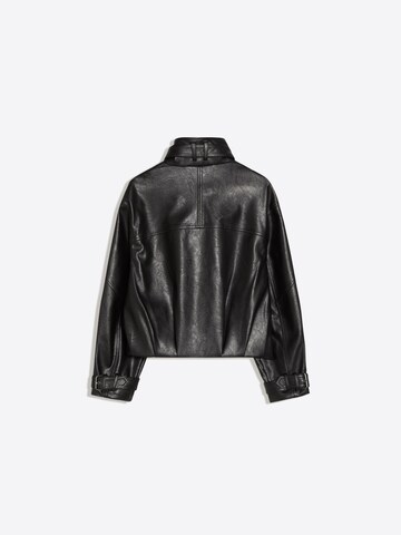 Geacă de primăvară-toamnă de la Bershka pe negru