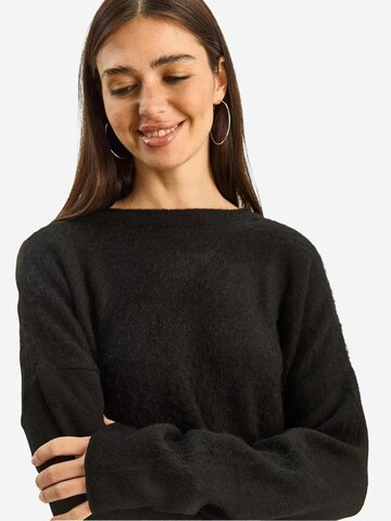 Pullover di Bianco Lucci in nero