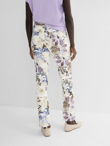 regular Pantaloni di bonprix in beige