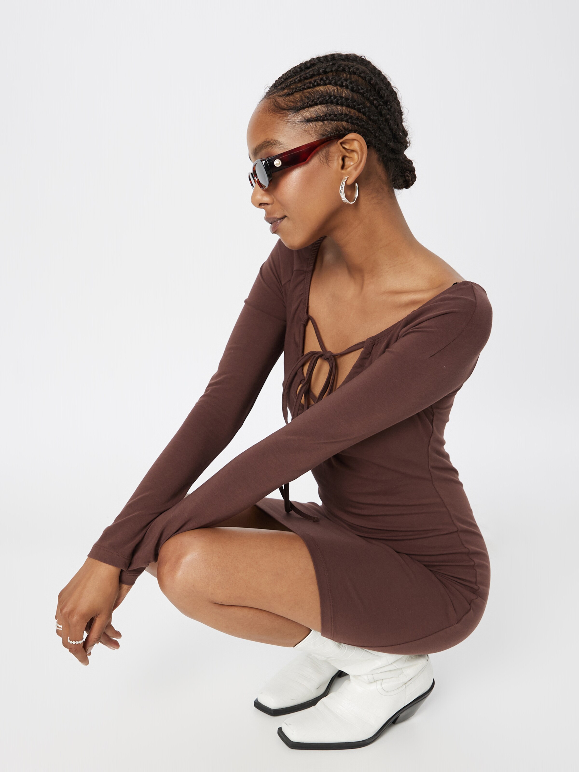 Frauen Kleider WEEKDAY Kleid in Schoko - AO41699 Frauen Kleider WEEKDAY Kleid in Schoko - AO41699