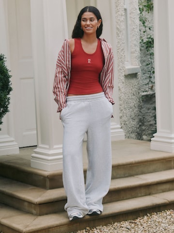 Top di self. in rosso