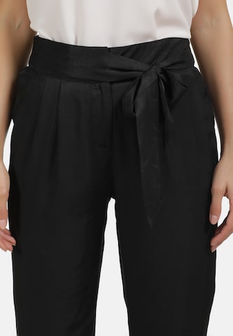 usha WHITE LABEL Regular Pleat-Front Pants in Black