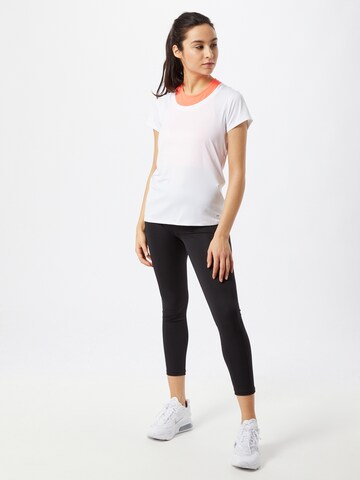 Marika Performance shirt 'TRISHA' in White