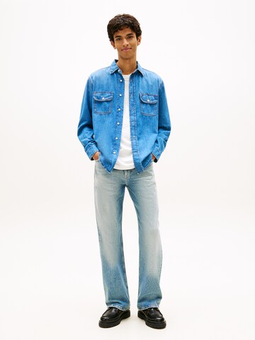 Tommy Jeans Классический крой Рубашка в Синий