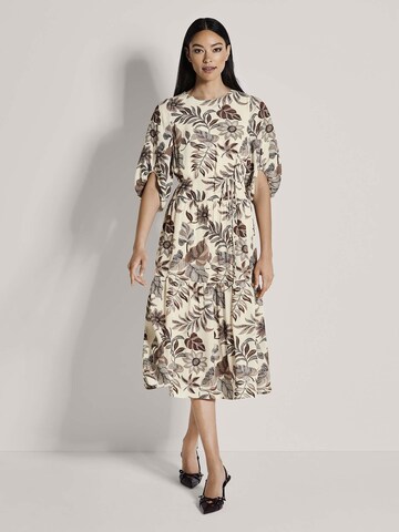 MADELEINE Kleid in Weiß: Vorderseite