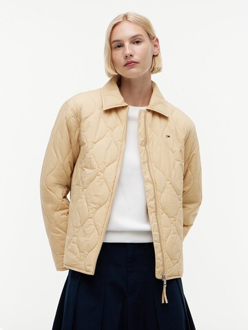 Veste mi-saison Tommy Jeans en beige : devant